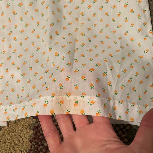 Vintage 1970s Sleeveless Orange Floral Blouse Button Up Top / Women’s Small - Picture 5 of 5